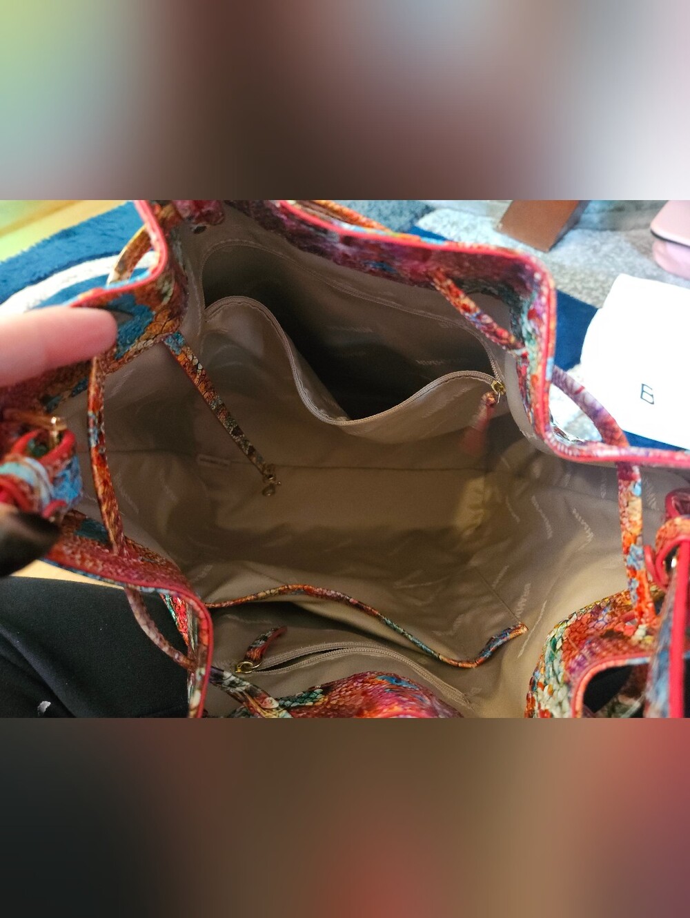 Brahmin Reservoir Drawstring Bucket Bag - Picture 4 of 5